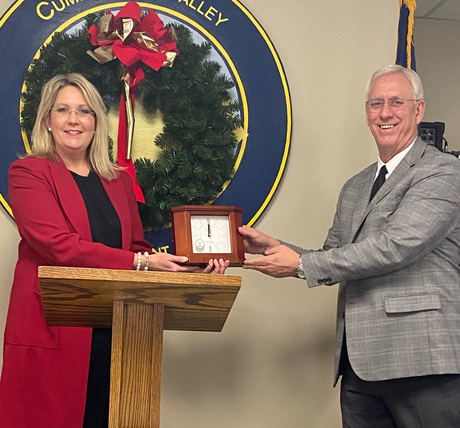 CVADD presents Board of Director Member with award